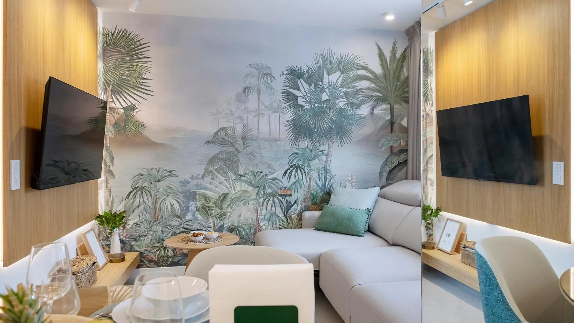 Tms Veramar Apart Hotel,Beachfront,Pool&Parking Los Cristianos  Los Cristianos (Tenerife)